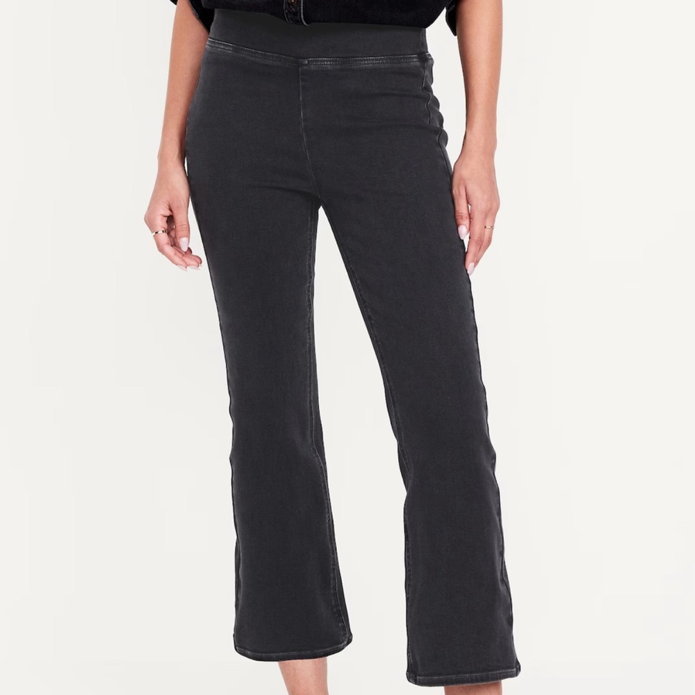 Old Navy Blackish Gray Crop Flare Pull on Jeans